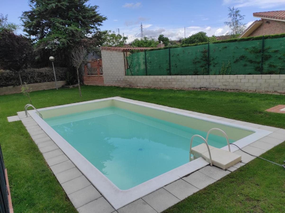 Villa En El Corazon Del Barrio De La Estacion à Haro Extérieur photo